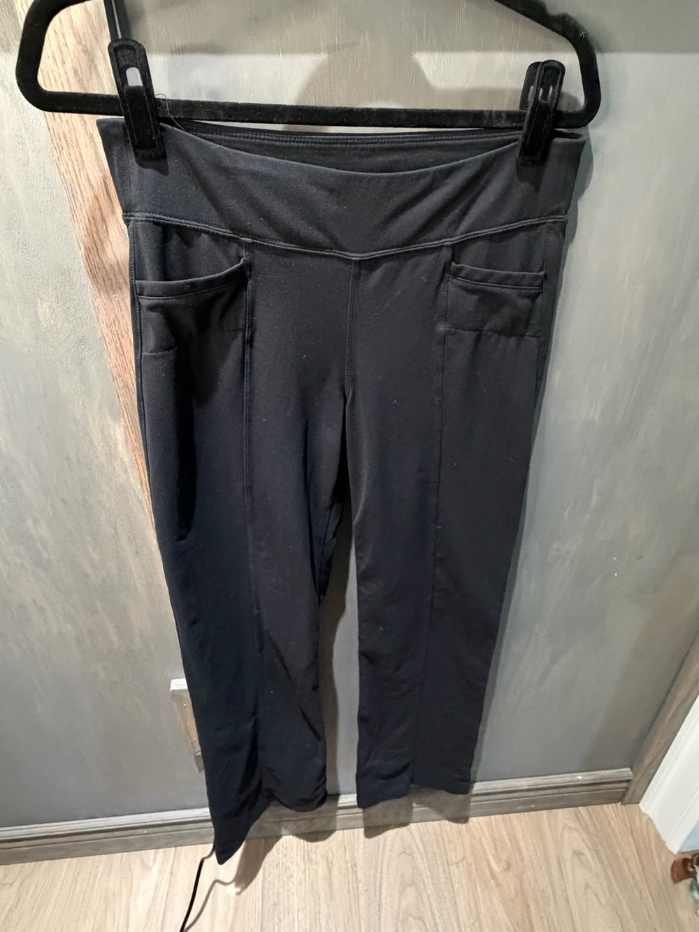 Athleta Black Pocket Leggings